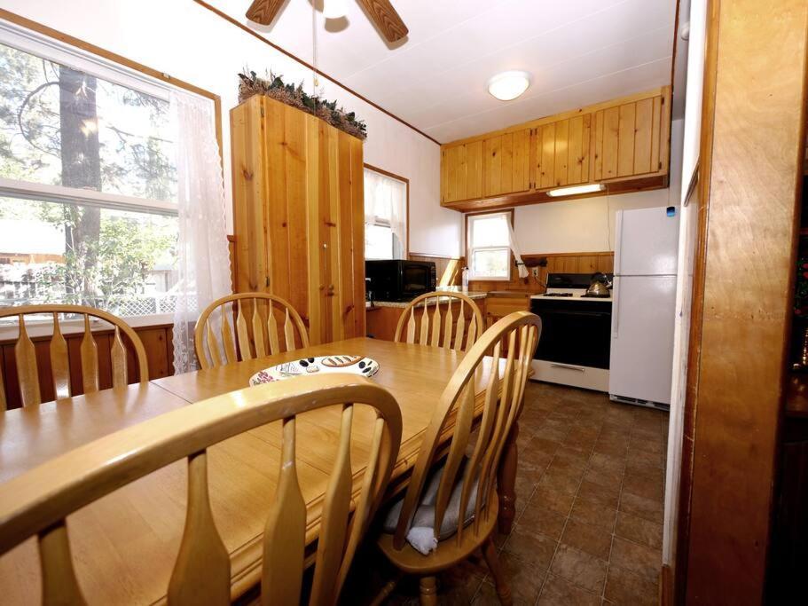 Green Cabin In Big Bear Lake 3 Bdr Pets Friendly Big Bear City Dış mekan fotoğraf